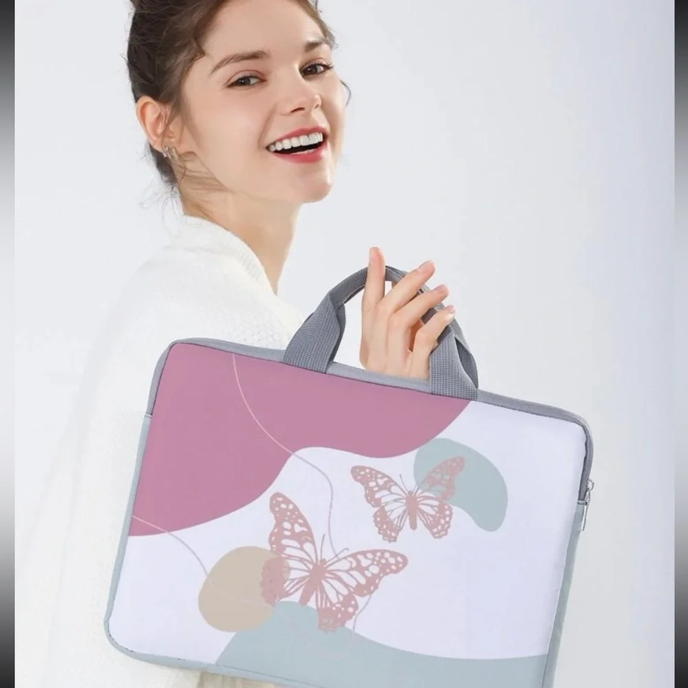 Figure Graphic Laptop Bag 💻